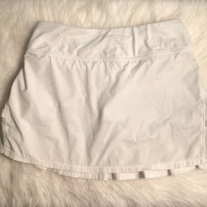 White ivivva tennis skirt